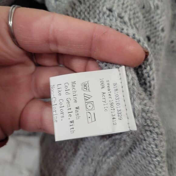 SHEIN gray turtleneck sweater - Picture 6 of 16